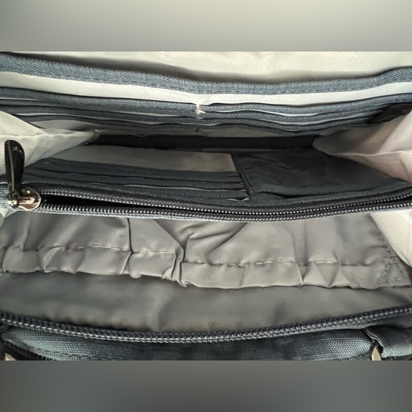 Lug Roundabout Quilted Convertible Wallet Dusty Blue Crossbody Bag - Picture 10 of 15